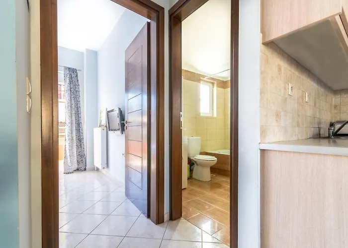 Chania Flat ハニア